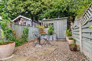 Photo 16- click for photo gallery